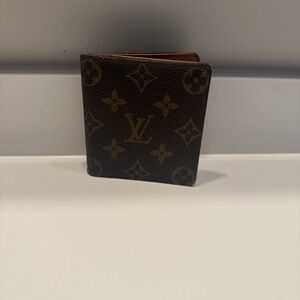 Authentic Vintage Louis Vuitton Bifold Wallet